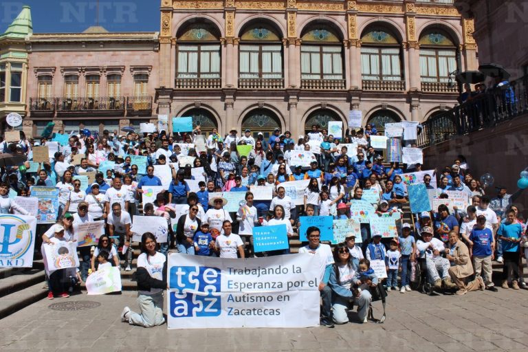 Marchan para visibilizar el autismo