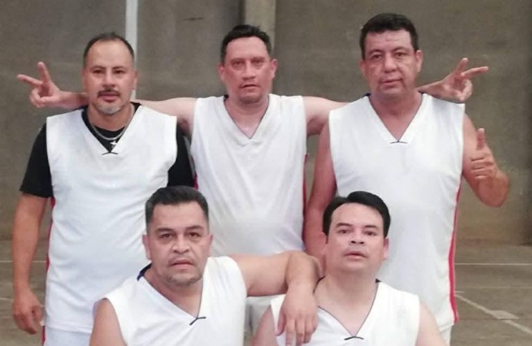 Despiden con aplausos a Pedro Navarro en jornadas de basquetbol