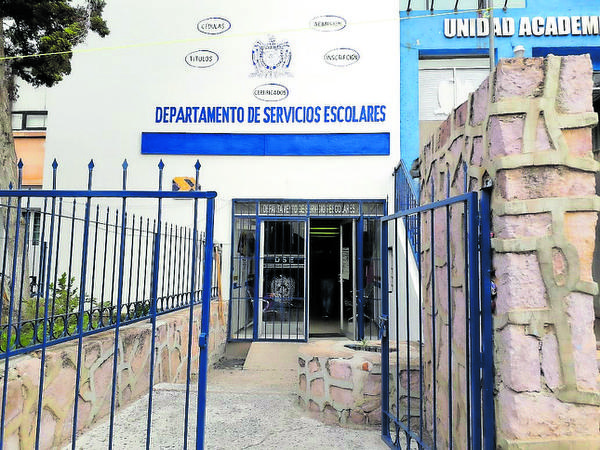 Registran mitad de alumnos de nuevo ingreso en universidad