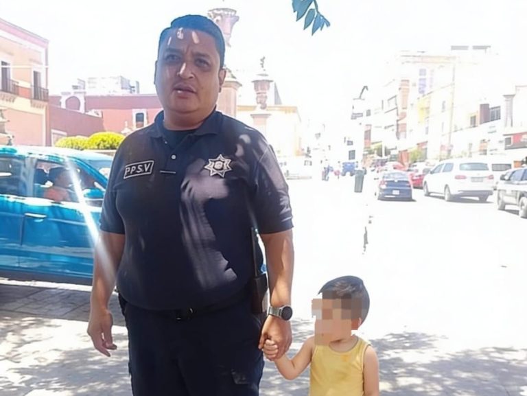 Localizan a menor extraviado; es entregado a su madre