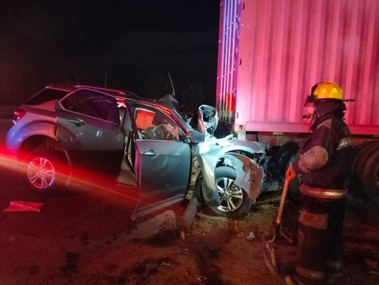 Dos mujeres pierden la vida en fatal accidente
