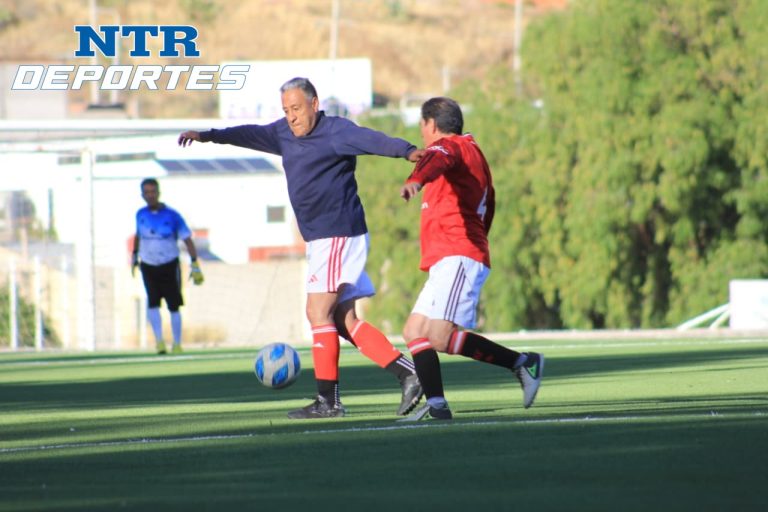 Casa Pacheco remonta y se impone ante Real San Antonio