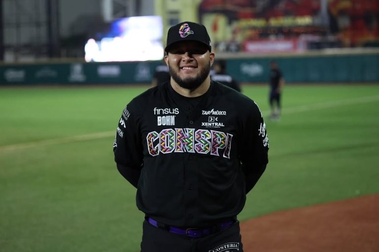 Denny Román debutó en Liga Mexicana de Béisbol