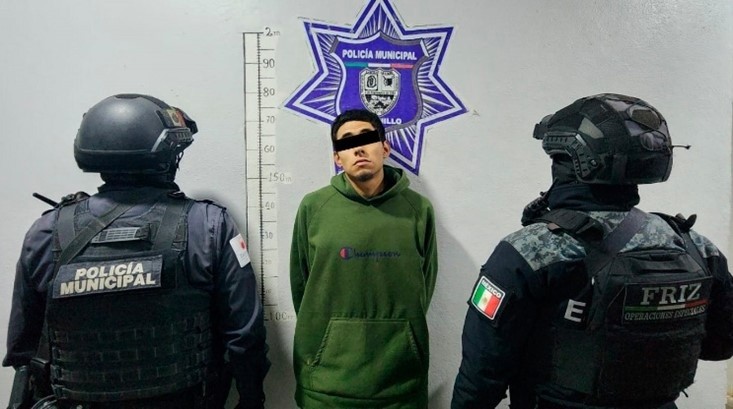 Detienen a hombre por portar arma en el Paseo del Mineral