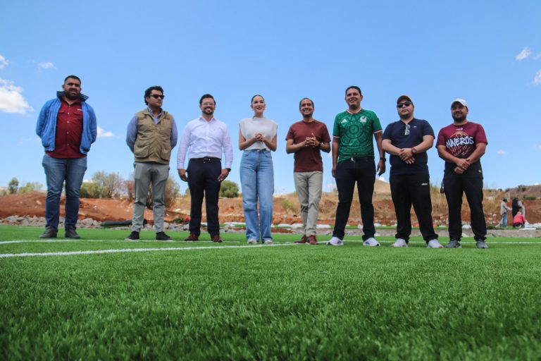 Gestionan dos canchas de fútbol 5 para Guadalupe