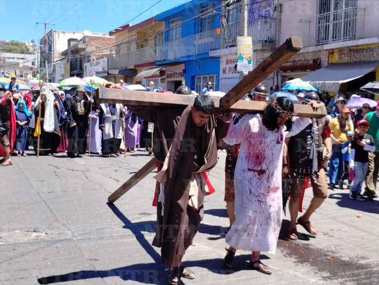 Recuerdan el calvario de Jesús en la Cinco Señores