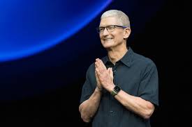 Sube Apple con Cook ¡1,000%!