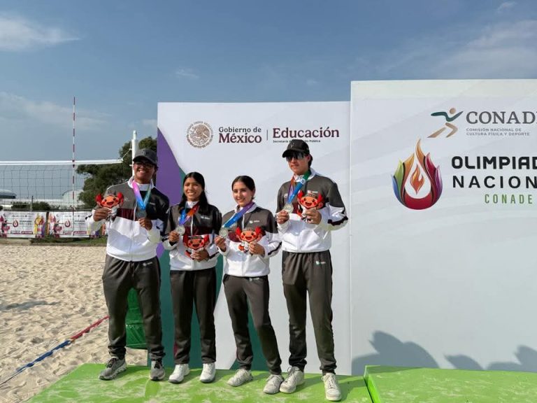 Zacatecas conquista dos platas en voleibol de playa