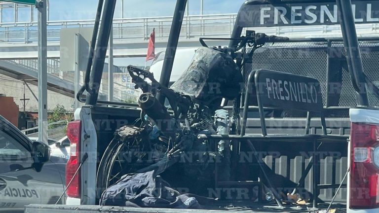 Hallan motocicleta calcinada en Linares