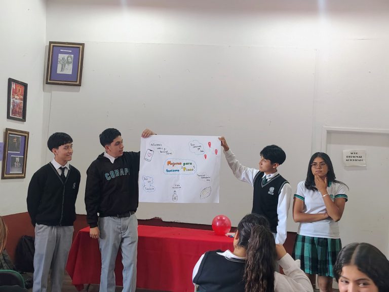 Capacitan a estudiantes de Pinos en cultura turística