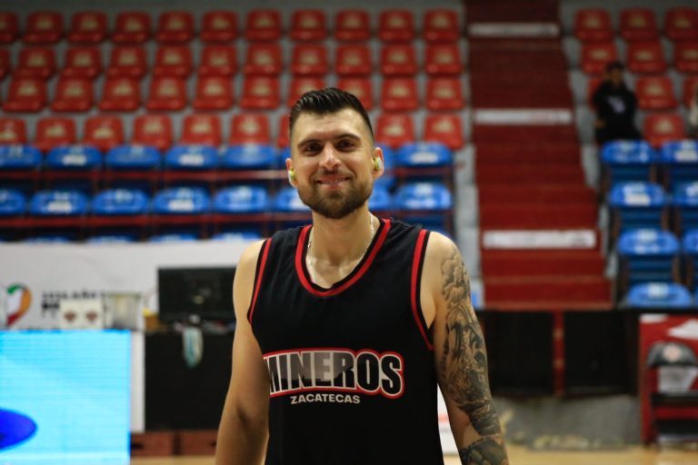 Rivera y Contreras, convocados a la Preselección Nacional