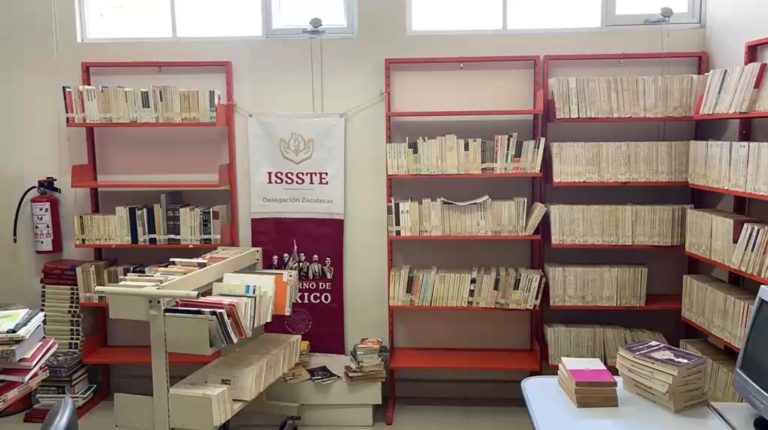 Actualizan acervo en biblioteca del ISSSTE