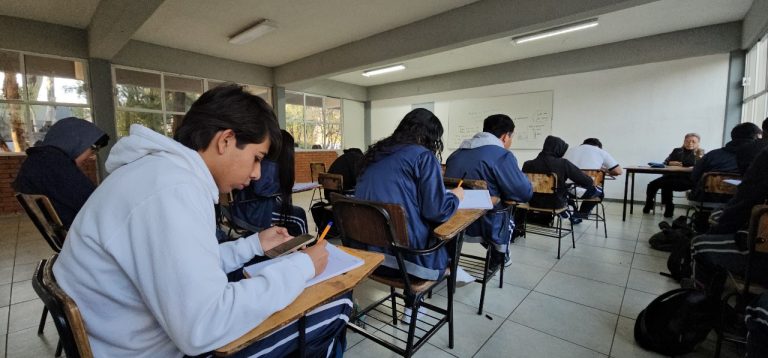 Confirman pago de hora 32 para docentes de telesecundarias estatales