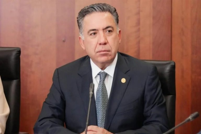 Dice Inzunza no tener comunicación con EU y estar en Sinaloa