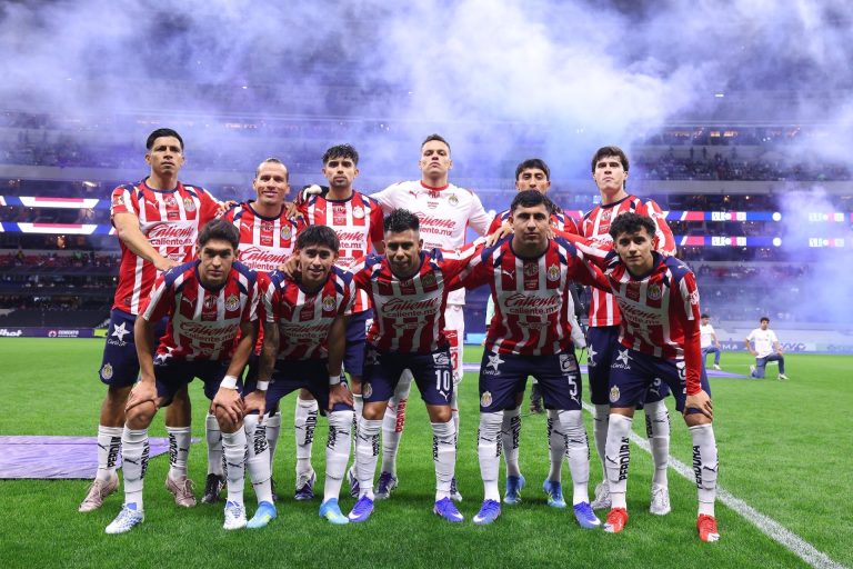 Empata Chivas pese al árbitro; viene con ventaja al Jalisco