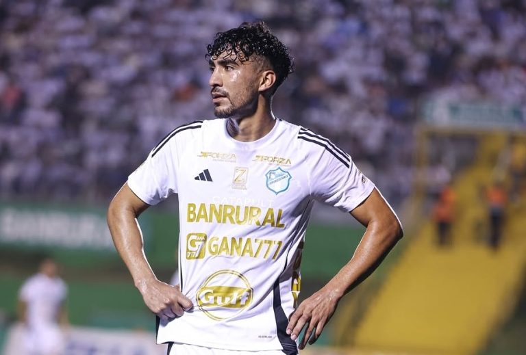 Ernesto Monreal y Comunicaciones buscarán su pase a la gran final