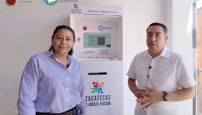Instalan kiosko informativo para migrantes que retornan