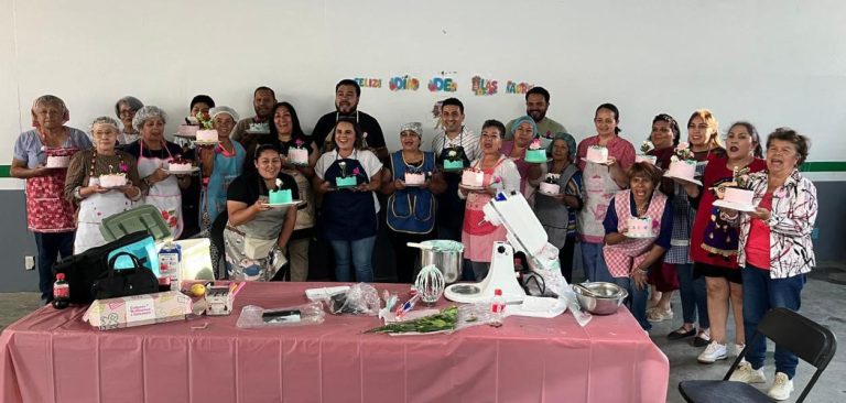 Realizan taller «Tu momento dulce»