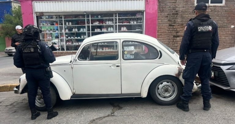 Recupera Policía Metropolitana vehículo con reporte de robo en Guadalupe