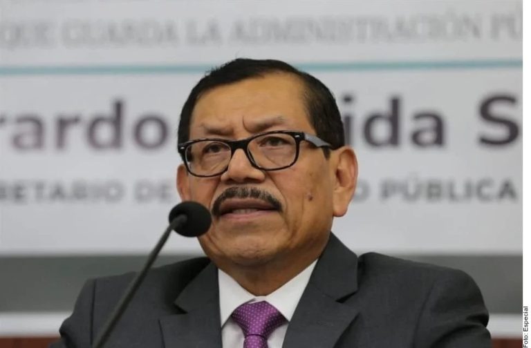 Se entregan 2 a EU; prometen pruebas