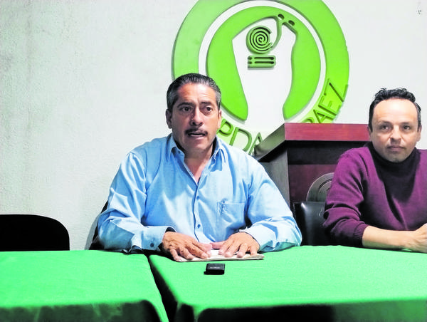 Sigue adeudo con el personal del Cobaez