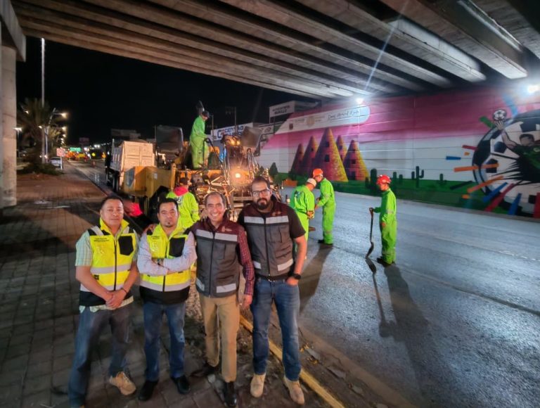 Supervisan reencarpetamiento en tramo del bulevar