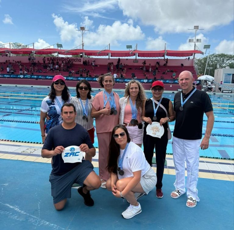 Zacatecanos consiguen 24 preseas en campeonato de natación