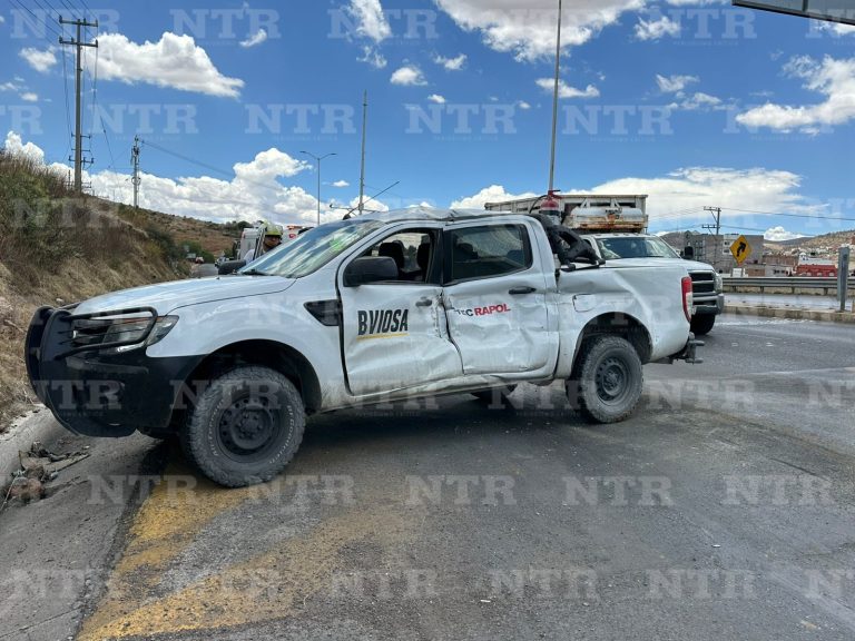 Chocan dos unidades en bulevar Bicentenario