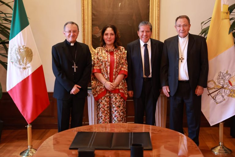 Recibe DMA a autoridades eclesiásticas