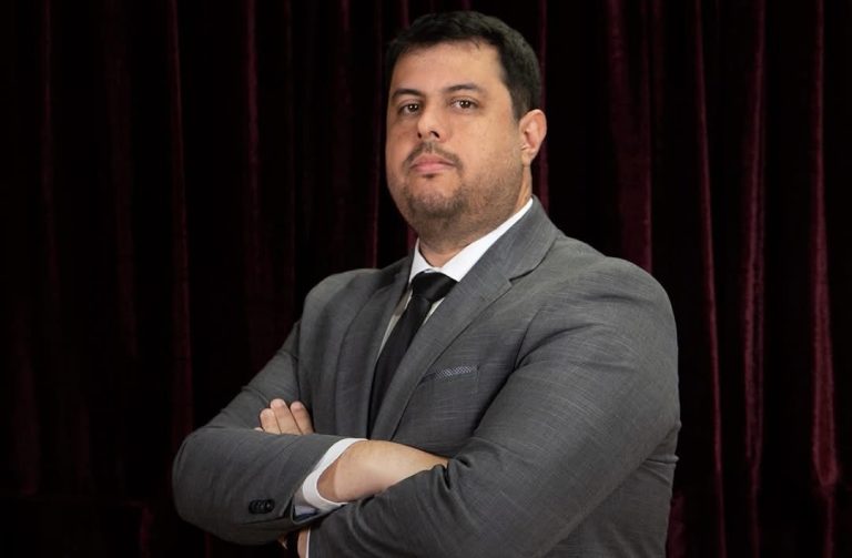 Mathias Nieto continuará como asistente de Mineros