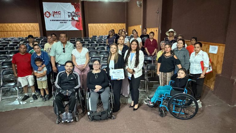 Ofrecen pláticas y talleres para cuidadores de personas con discapacidad