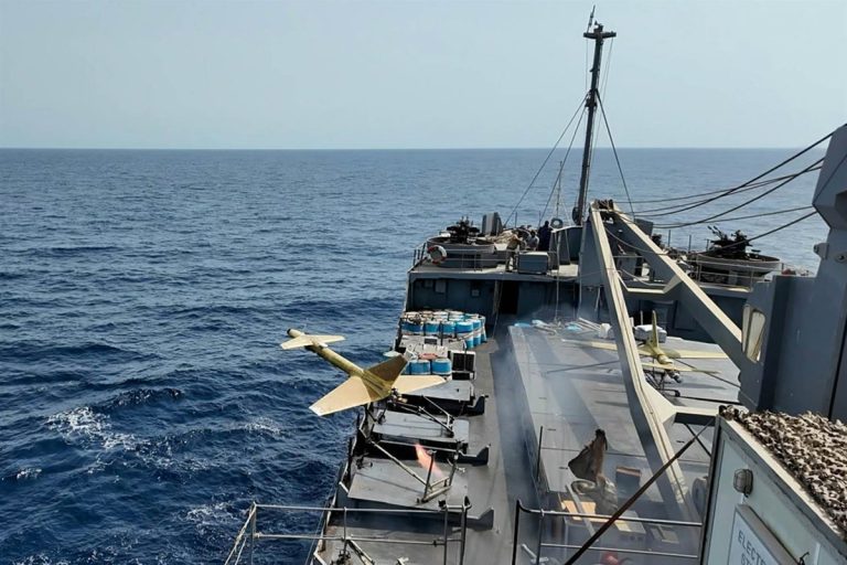 Intercepta EU más de 60 buques mercantes
