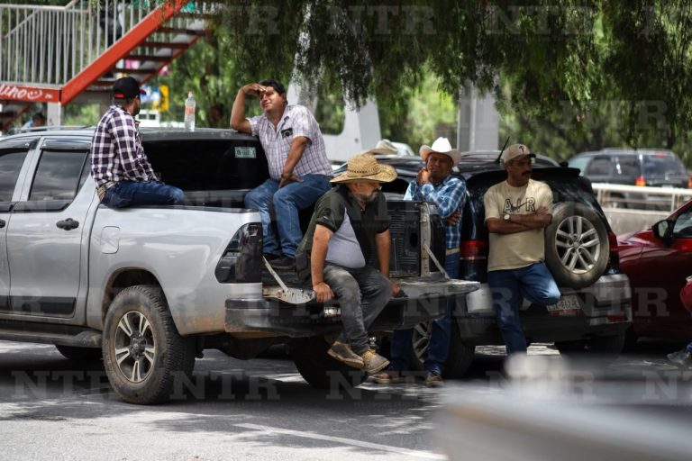 UPAZ extiende protesta a la Segob