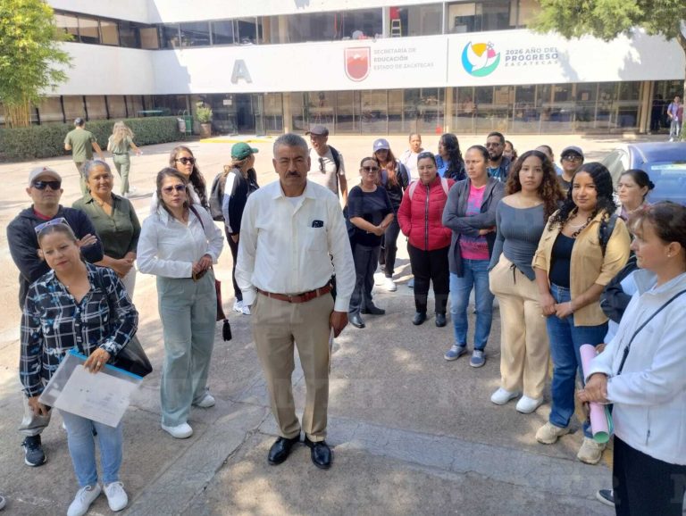 Sin soluciones, padres de Secundaria 20 de Noviembre