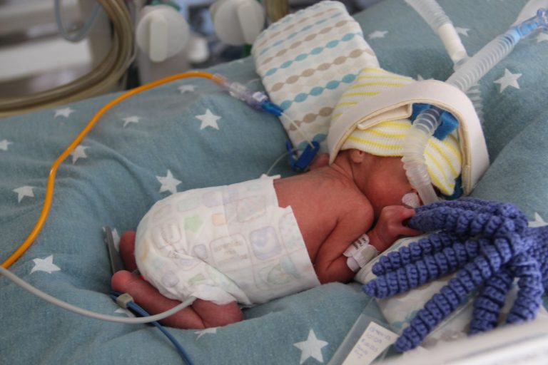 Van 43 muertes infantiles en el estado en 2026