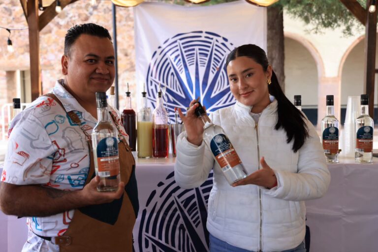 Realizan el Festival del Vino y Mezcal
