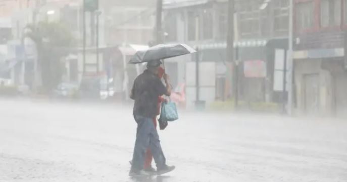 Dejan lluvias 2 muertos en Sonora; rescatan a 41 en BCS