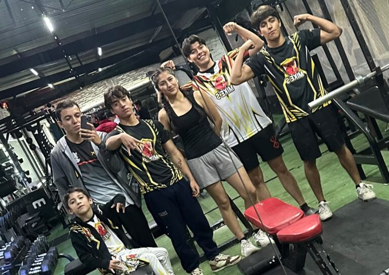 Destaca academia Mike’s en Desafío Marcial 13