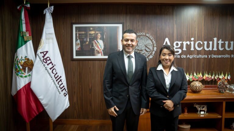 Respalda Olguín y Narro a Ulises Mejía, subsecretario de Agricultura