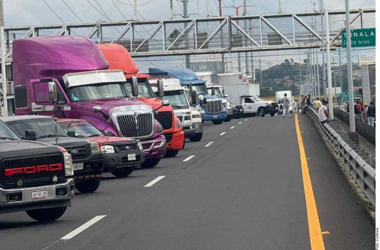 Vincula CSP bloqueos carreteros con el PRI